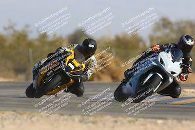 media/Jan-14-2024-SoCal Trackdays (Sun) [[2e55ec21a6]]/Turn 2 (1025am)/